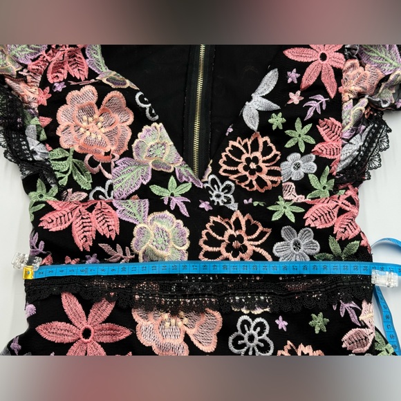 🆕 BRONX & BANCO 🧿NWOT Camille Floral Embroidered Tiered Midi Dress, Sz S / US4 - Picture 16 of 16